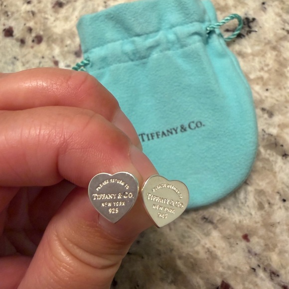 Tiffany & Co. Silver Heart Stud Earrings - Picture 5 of 8